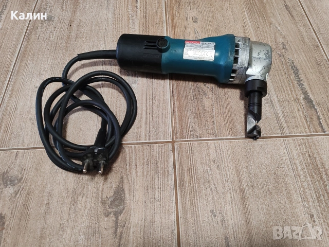 Makita JN1601 Нагер за рязане на ламарина. , снимка 6 - Диамантени и режещи инструменти - 55163131