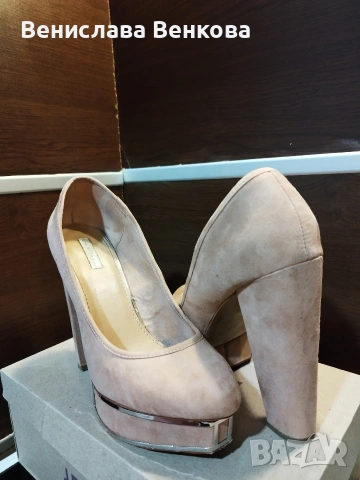 Дамски обувки номер 40 и 41 много запазени спортни платформа висок ток, снимка 10 - Дамски обувки на ток - 53968819