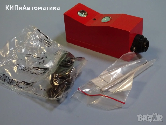 фотоелектрически сензор Leuze RK 84/2 reflective photoelectric sensor 24V