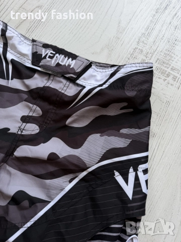 Venum Fight Shorts – оригинални шорти за MMA / муай тай / кикбокс, снимка 2 - Бокс - 55554827
