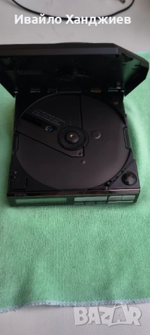 Sony Discman D-55T, снимка 3 - Радиокасетофони, транзистори - 54519422
