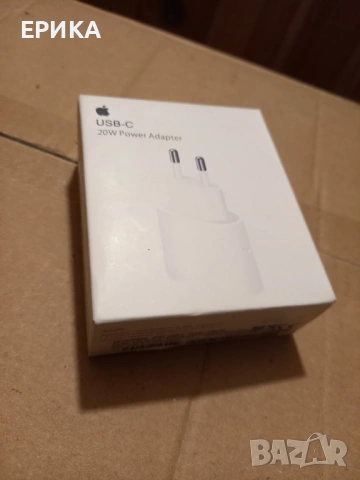 Нов Apple iPhone Air Cloud White + оригинален Apple MagSafe Clear Case и Apple зарядно, снимка 6 - Apple iPhone - 54886319