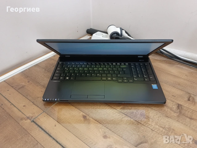 Лаптоп Fujitsu LifeBook A555 i5-5200U  / 15,6", снимка 4 - Лаптопи за работа - 55240137