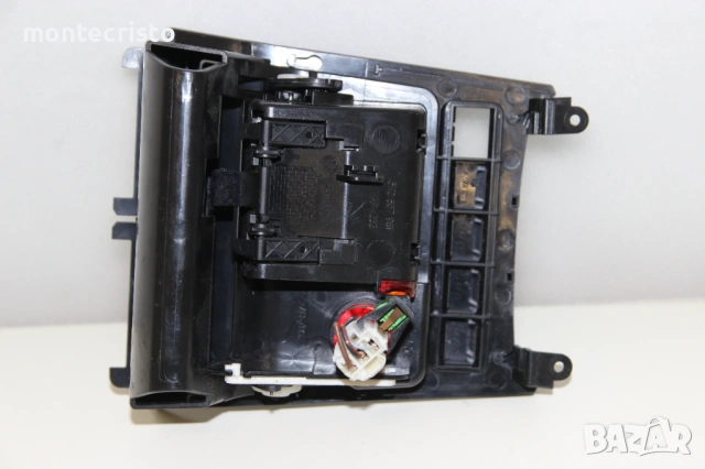Пепелник VW Golf 6 (2008-2013г.) запалка Golf VI / Голф 6 / 5K0857961 / 5K0 857 961, снимка 4 - Части - 54863644