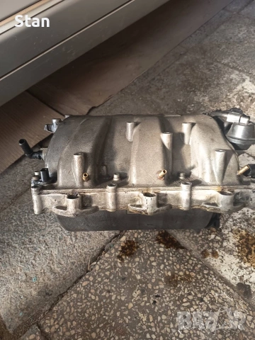 Mercedes Всмукателен Колектор M272, снимка 2 - Части - 55042958