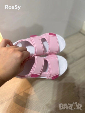 Детски сандали Adidas , снимка 3 - Детски сандали и чехли - 54582311
