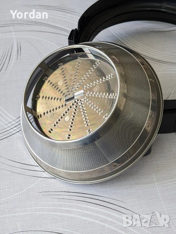 Сокоизстисквачка Philips HR1855/70, снимка 8 - Сокоизстисквачки и цитрус преси - 54114353