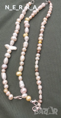 Три гривни от разноцветни и различни по форма естествени перли, снимка 5 - Гривни - 54341079