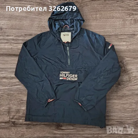 Tommy Hilfiger оригинална ветровка анурак размер М , снимка 2 - Спортни дрехи, екипи - 55688956