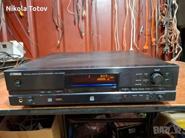 Продава се YAMAHA NATURAL SOUND HDD/CD RECORDER CDR -HD1500. 