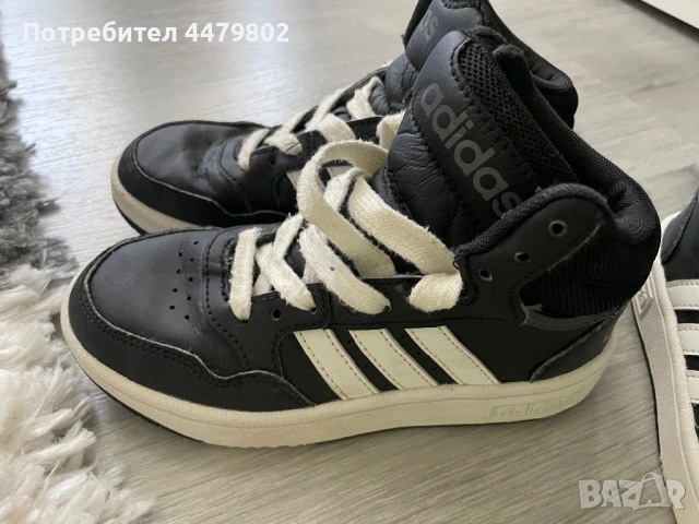Адидас кецове 30 1/2, снимка 2 - Детски маратонки - 54547670