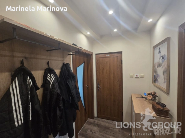 продава два етажа от къща от собственик, снимка 11 - Къщи - 53659495