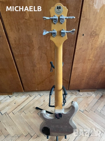 Продавам оригинална японска бас китара IBANEZ ROADSTAR IIB, снимка 6 - Китари - 54515167