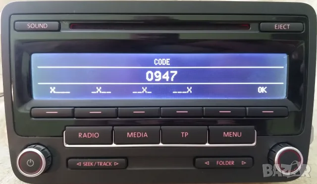 Оригинално радио/CD VW - Golf, Touran и други от VAG, снимка 2 - Аксесоари и консумативи - 55674192