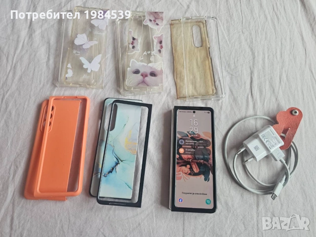 Продавам Samsung Galaxy Z Fold 3 – 256 GB, 12 GB RAM, Silver