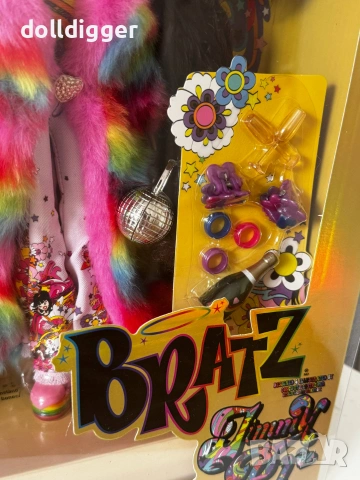 Bratz Roxxi & Nevra Pride Dolls Jimmy Paul Designer Special Edition Two Pack, снимка 5 - Кукли - 55133008