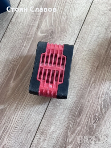 Bosch pro core 8 ампера батерия, снимка 2 - Други инструменти - 55471483