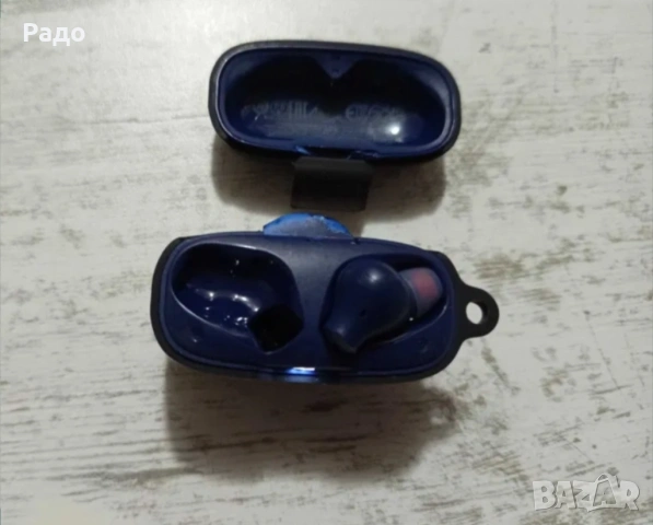 Слушалки с калъфче JBL, снимка 3 - Bluetooth слушалки - 53597415