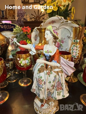 👗 Sitzendorf Germany circa 1921–1927 – „Тиролката“ порцеланова фигура 24 см, снимка 8 - Колекции - 54026234