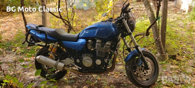 Yamaha XJR 1200