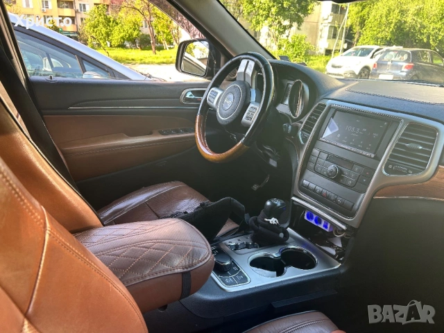 Грант Чероки, снимка 2 - Автомобили и джипове - 54716073