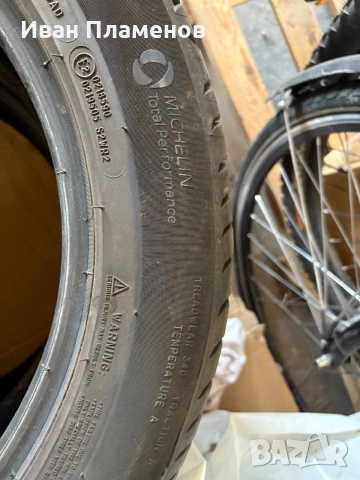 Гуми MICHELIN 215 55 R17 Летни и Зимни Почти нови Бартер, снимка 2 - Гуми и джанти - 55092839