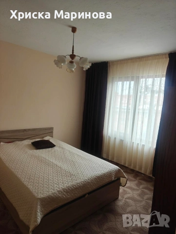 Продавам голяма двуетажна къща с двор 1000 кв.м, гараж и кладенец + сонда – с. Градина обл. Пловдив, снимка 10 - Къщи - 54381962