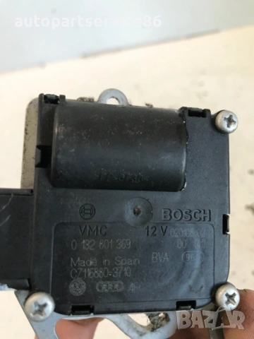 Моторче за клапа на парното Bosch за Audi A8 D3 4.2 Tdi (2008) 0132801369, снимка 3 - Части - 54724904