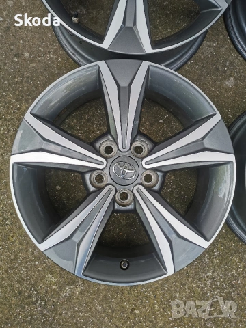 джанти Toyota c hr 17, снимка 3 - Гуми и джанти - 54921164
