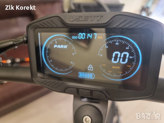 Електрическа тротинетка Vsett 10 APEX, снимка 11 - Скейтборд, ховърборд, уейвборд - 55036563
