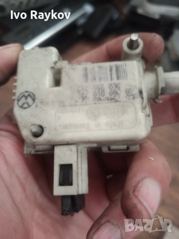 Машинка централно заключване резервоар Volkswagen Passat 6 , 3B0959782A , снимка 5 - Части - 51053833