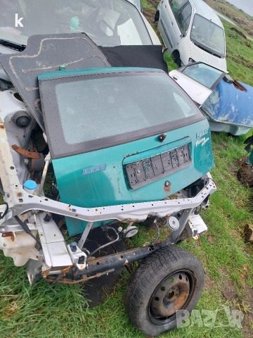 здравейте продавам заден Капак от фиат пунто 98г 4/5врати