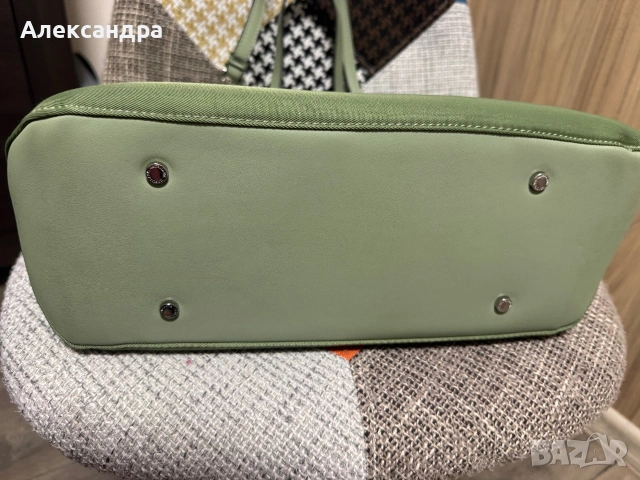 В отлично състояние!, снимка 2 - Чанти - 54994940
