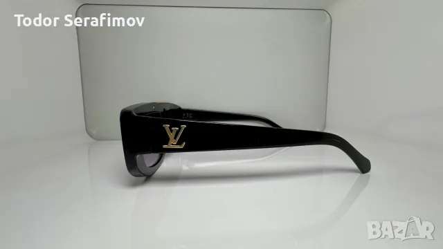 Унисекс слънчеви очила Louis Vuitton – Черни със златно LV лого, снимка 3 - Слънчеви и диоптрични очила - 55232820