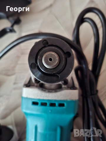 Ъглошлайф Makita GA5030R, 720 W, Ø 125 мм, снимка 3 - Шлайфмашини - 54390921