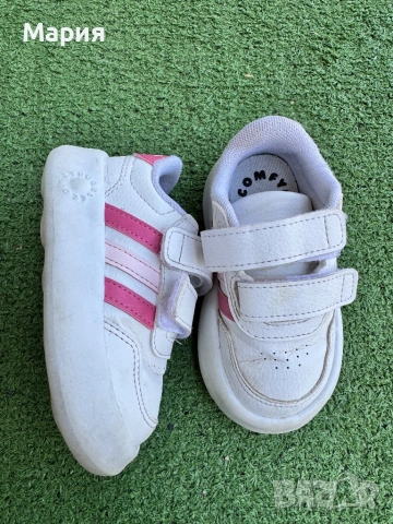 Маратонки adidas, снимка 3 - Детски маратонки - 54310698