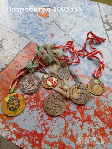 Лот спортни медали 