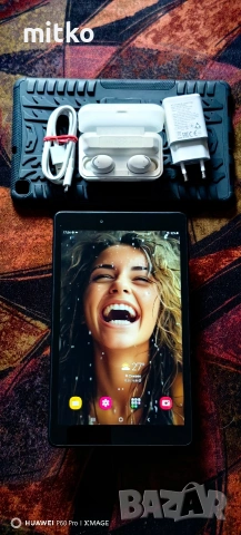 SAMSUNG GALAXY TAB A 8"-Перфектно състояние.Пълен комплект.Чисто нови безжични слушалки и , снимка 3 - Таблети - 55267302