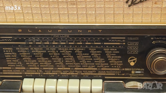 Лампово радио Blaupunkt Riviera UKW, снимка 7 - Антикварни и старинни предмети - 54526232