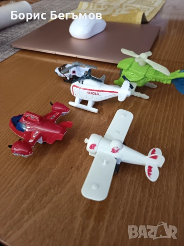 Лот Хеликоптери 5бр. за 6 евро, снимка 3 - Влакчета, самолети, хеликоптери - 53992452