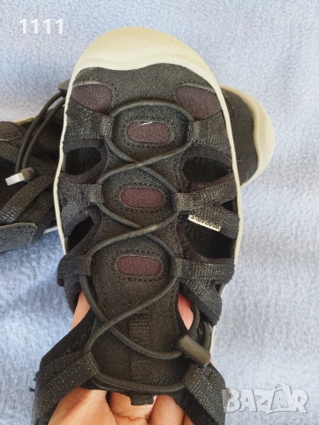 Keen номер 37., снимка 7 - Детски сандали и чехли - 54989209