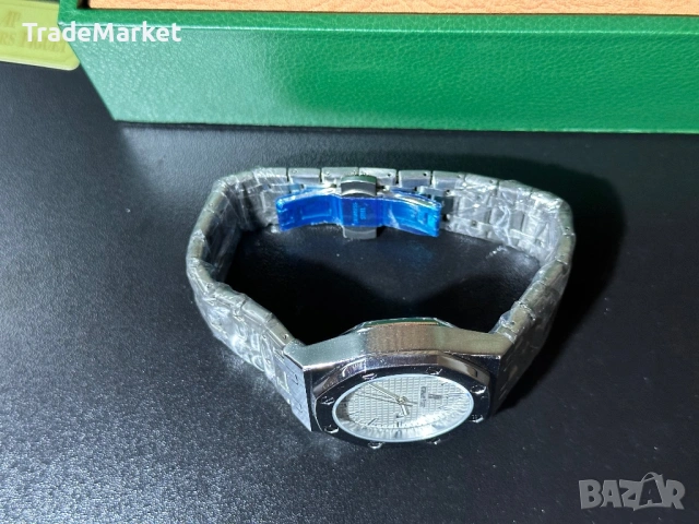 Нов Мъжки Часовник Audemars Piguet Royal Oak Selfwinding 44MM с кутия и документация, снимка 5 - Луксозни - 54382600