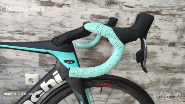 Карбонов шосеен велосипед Bianchi Oltre RC Disc SRAM Red AXS Powermeter Fulcrum Speed 40T | 57, снимка 10 - Велосипеди - 54768791