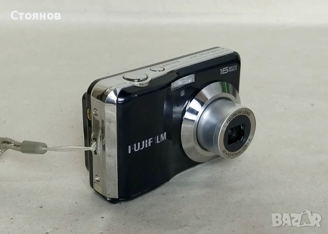 Цифров фотоапарат FujiFilm FinePix AV250 / 16 Мегапиксела