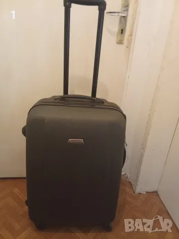 Куфар с колелца, снимка 3 - Куфари - 55656833