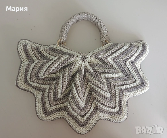 Ръчно плетена дамска чанта , снимка 2 - Чанти - 54998863