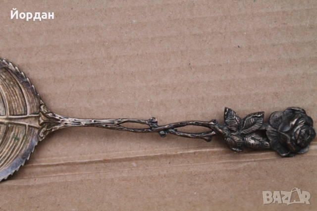 Сребърна лъжица за сервиране, снимка 3 - Други ценни предмети - 54150118