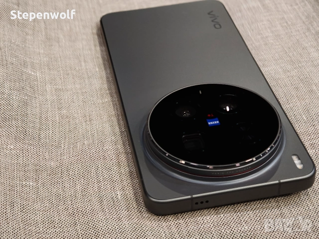 Нов Vivo X300 Ultra 12/512 - 6.82"; SD8 Elite Gen5; Zeiss 200mpx; 6600mAh 100w, снимка 5 - Други - 54944240