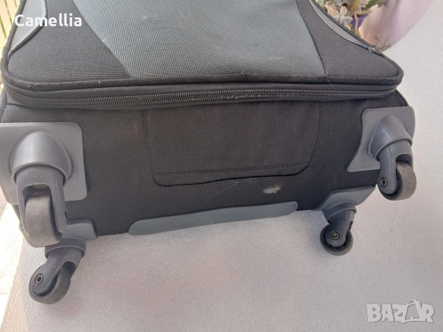Куфар на колелца Samsonite , снимка 6 - Куфари - 53802347