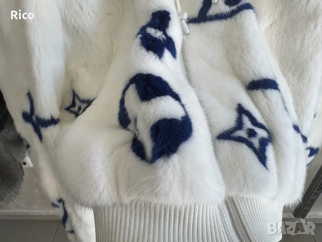 Louis Vuitton Monogram Mink Fur Zipped Hoodie - Оригинално Яке!, снимка 5 - Якета - 55612711